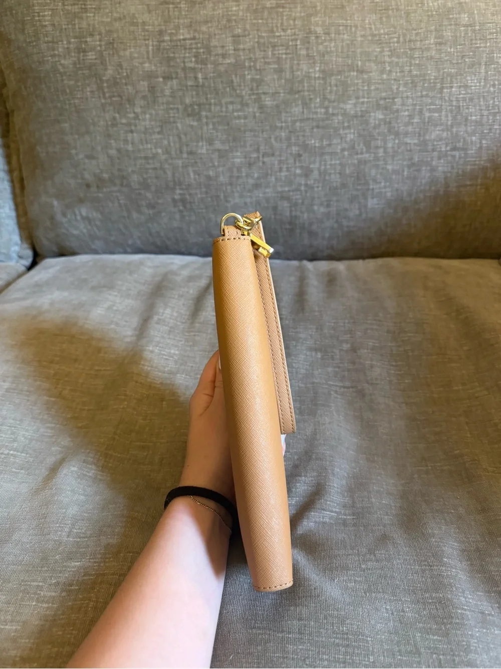 Tory Burch Tan Zip Wristlet with Gold Logo NWOT